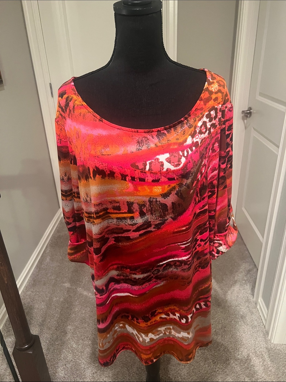 new directions Pink, Orange and Brown Wave-Print Scoop Neck Tunic